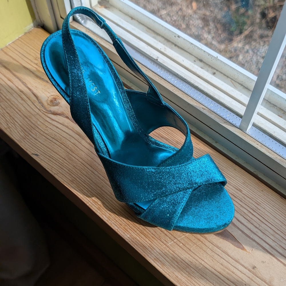 Nine West Glittering Blue Heels